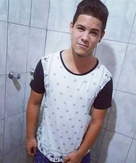 Adolescente Morre Afogado Em Rio Depois De Tentar Resgatar Bola Ponta