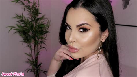 Sweet Maria Big Bare Tits Burps Sweet Maria