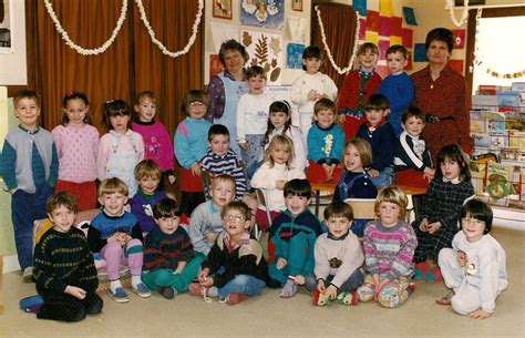 Photo De Classe Ecole Maternelle Puyreaux De Ecole Primaire