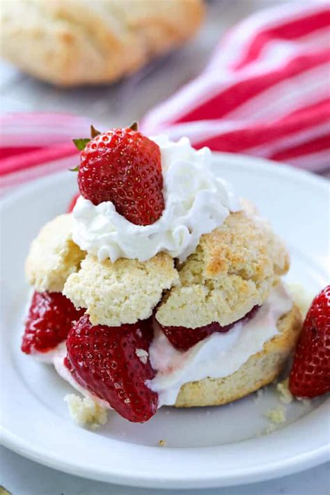 Quick And Easy Bisquick Strawberry Shortcake All Things Mamma