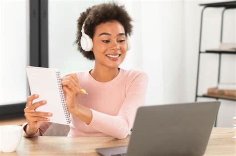 Premium Photo Glad Millennial African American Woman In Wireless