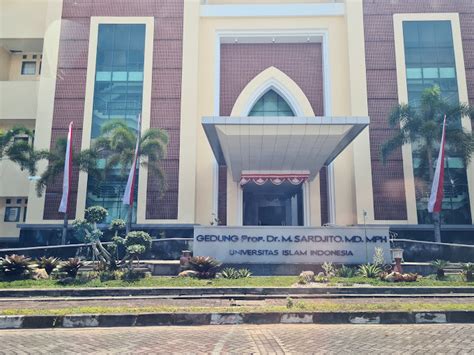 Biaya Masuk Kuliah Universitas Islam Indonesia Uii Ta 2024 2025 Info Biaya