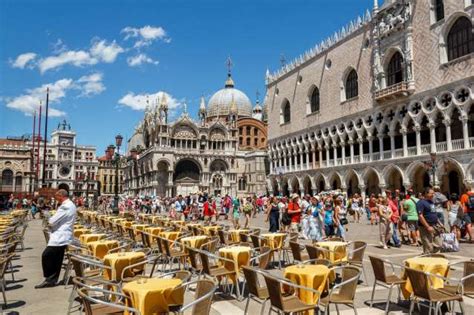 St. Mark's Square | Tours and things to do | Venice attractions