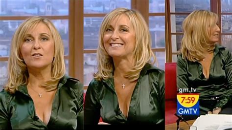 Fiona Phillips Beautiful Cleavage In Unbuttoned Green Blouse Gmtv Breakfast Show Youtube