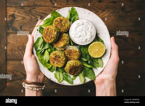 Vegetarischer falafel Fotos und Bildmaterial in hoher Auflösung Alamy