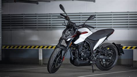 Nuova Malaguti Drakon 125 La Naked Dal Vivo A EICMA 2022