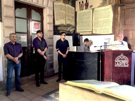 Develan placa en honor a Sandra Melisa Lara en galería del CMA El Bordo