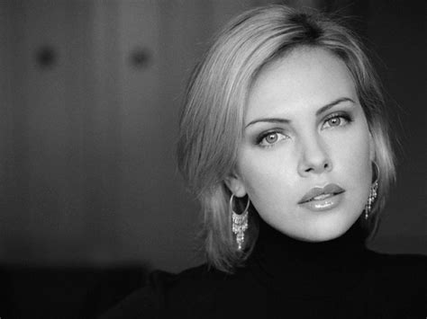 Charlize Charlize Theron Wallpaper 1693275 Fanpop