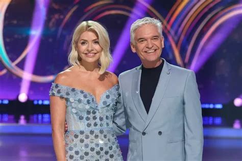 Holly Willoughby Is Nowhere Near As Magical On Dancing On Ice As She