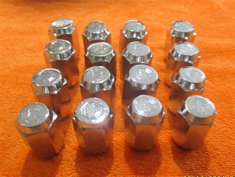 Mgb Wheel Lugs Mg Crested Set Of 16 For 14 In Rostyle Wheels Chromed Ebay