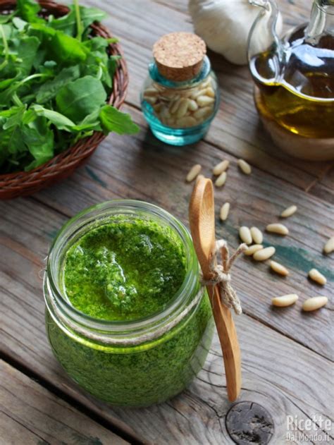 Pesto Di Rucola Fatto In Casa Ricetta Semplice E Veloce