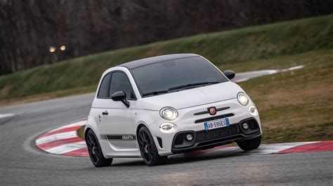 Nuova Abarth 595 2021 Come Cambia Quanto Costa Il Video