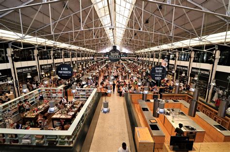 Time Out Market at Mercado da Ribeira - Food court and fresh food ...