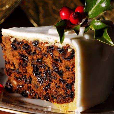 Marzipan Frosted Christmas Cake Recipe