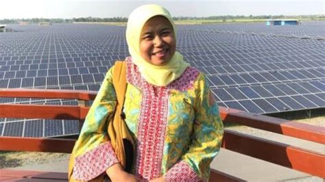 bangun pembangkit listrik wanita indonesia masuk sebagai  ilmuwan