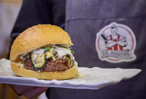 Da Gigione A Pomigliano DArco Hamburger Esagerati E Gourmet Ultime