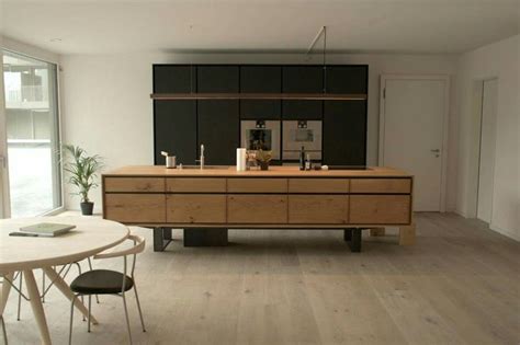 This Is The Kitchen Model Dinesen In Oiled Heartoak From Garde