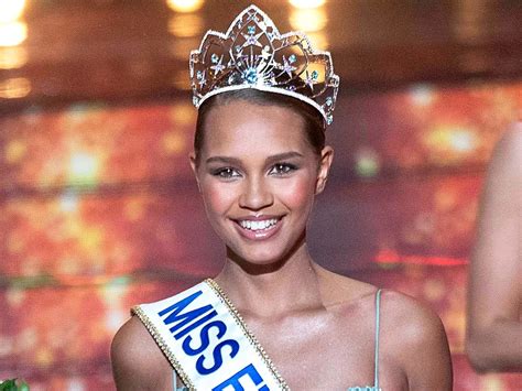 Interview De Indira Ampiot Miss France 2023 Je Souhaite Remporter