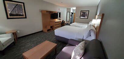 Hotel Wingate By Wyndham Lethbridge Lethbridge Canada Lowest Rate