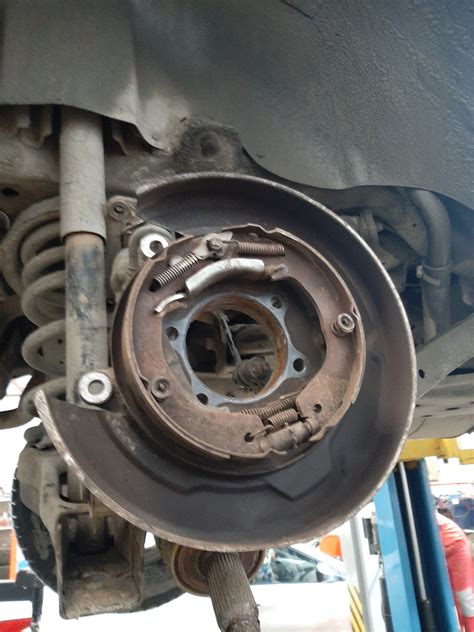 Задний ступичный — Mitsubishi Pajero (4G), 3 л, 2012 года | визит на ...