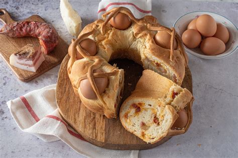 Casatiello Napoletano Salato La Ricetta Tipica Del Periodo Di Pasqua