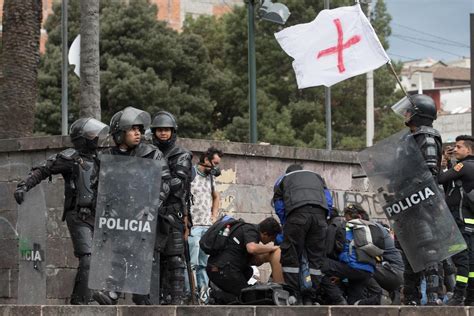 La Bandera Blanca Del Paro Nacional La Barra Espaciadora