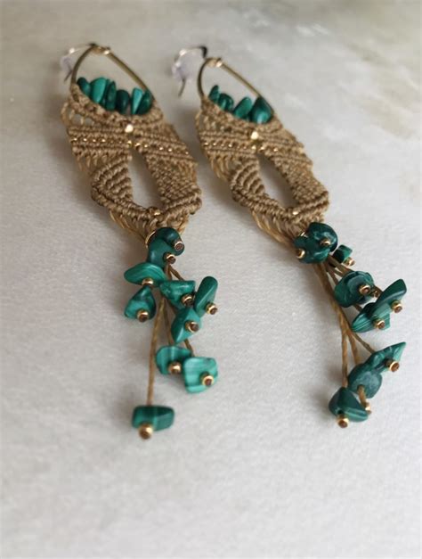 Boucles d oreilles malachite féminité et soulagement