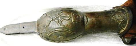 Armor Exceptional Rare Brass Gauntlet Pata Sword Fish Eye Figures Auction