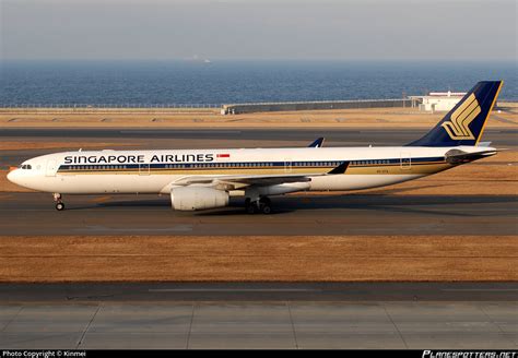 9V STA Singapore Airlines Airbus A330 343 Photo By Kinmei ID 812838