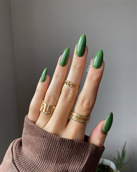 Green Nails Perfect For Your Next Mani Prada Pearls False