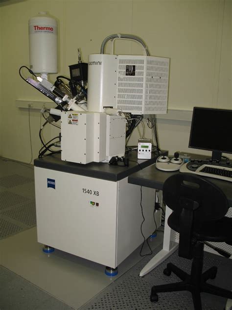 Sem Zeiss 1540xb Fibsem Aalborg University