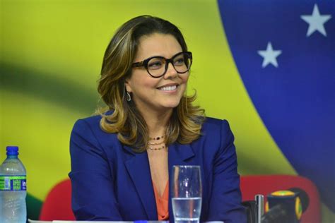 Senadora Leila do Vôlei assume presidência do PDT DF ACORDA DF