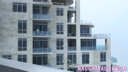 PUBLIC SEX DRAWS A CROWD