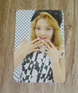 SNSD Girls Generation 3rd Mini Album Hoot HyoYeon Photo Card Type B