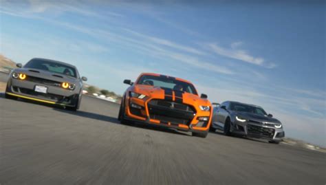 Mustang Shelby Gt Vs Camaro Zl Le Vs Hellcat Redeye Drag Race