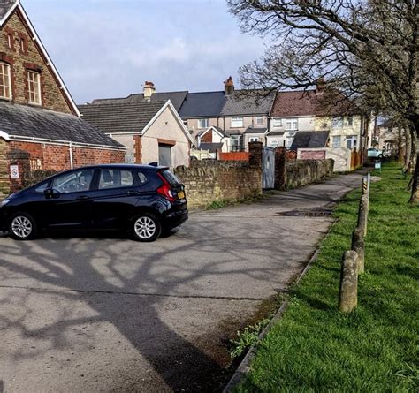 Nnw Along A Lane In New Inn Torfaen Jaggery Geograph Britain And