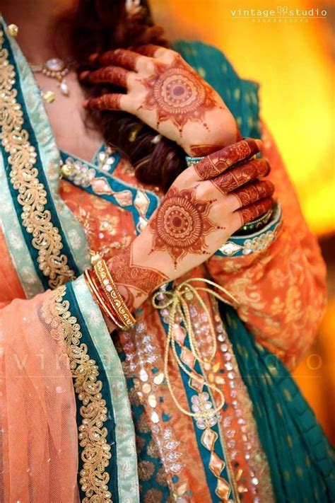 Pin By Sara Ansari On Beautiful Hands With Mehndi And Bangles Girls