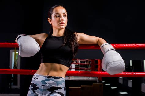 Training Classes In Sydney Women Kickboxing Bankstownmartialartsnitrixx Medium