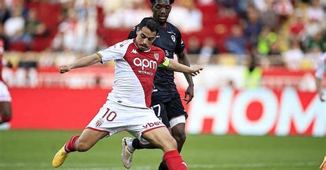 Football Ligue 1 Monaco conforte sa deuxième place Clermont file au