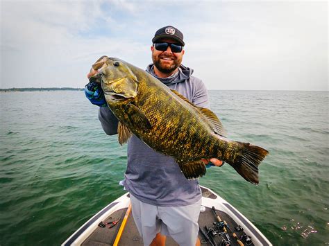 Early Fall Bass Fishing Finesse Baits And Big Smallmouth — Tactical