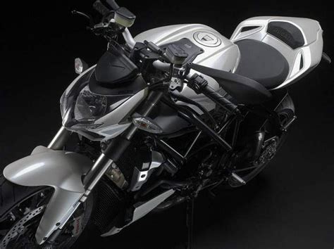 Ducati Streetfighter 1099 (2009) - MotorcycleSpecifications.com