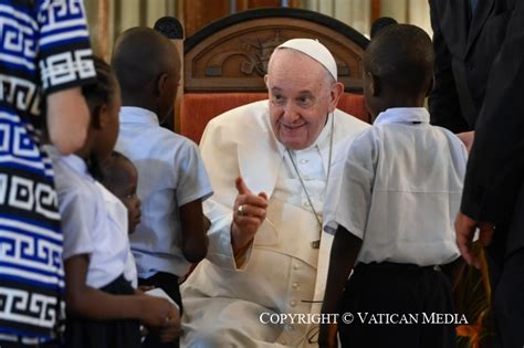 Viaje apostólico a la República Democrática del Congo Encuentro con