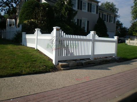 Connecticut Corner Accent Fence The Connecticut Style Has Pyramid Top