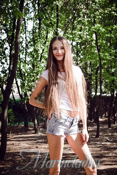 Pretty Mail Order Bride Anna From Lugansk Ukraine Russian Girls