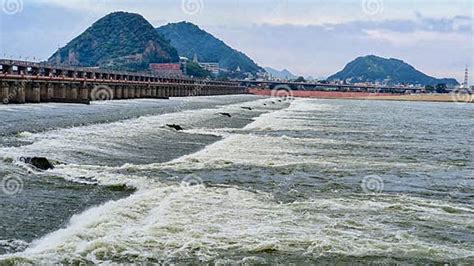 Prakasam Barrage Across The River Krishna In Vijayawada Andhrapradesh