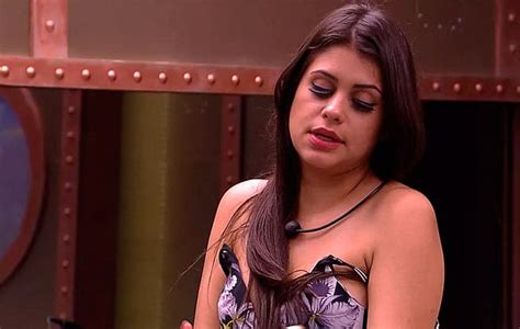 Ana Paula A Eliminada Do Bbb Que Estudante De Jornalismo Em