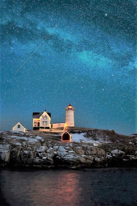 Solve Nubble Under The Milky Way Jigsaw Puzzle Online With Pieces