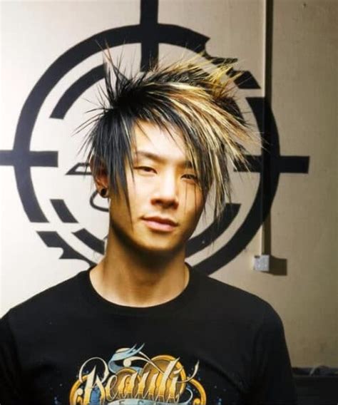 45 Modern Emo Hairstyles for Guys that Want that Edge | MenHairstylist.com