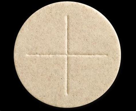 cavanagh  wheat celebrant altar bread host   box