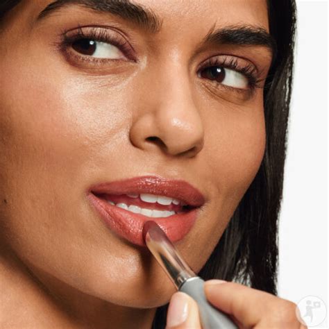 Clinique Almost Lipstick Rouge À Lèvres Nude Honey 1 9g Newpharma
